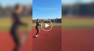 Теннисный тренажер для отработки ударов