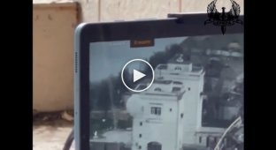 Спецподразделение Главного разведывательного управления «Крыла» наводит FPV-беспилотник на окно Каховской ГЭС