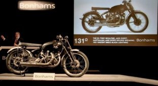 Vincent Black Lightning 1951 - самый дорогой мотоцикл в мире ушел с молотка (8 фото)