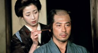 Зачем самураи сбривали волосы на макушке? (6 фото)