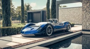 New supercar in retro style from the creator of McLaren (9 photos)