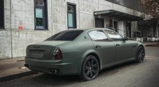 Maserati in camouflage: a sedan with a Ferrari engine was left in the capital (3 photos)
