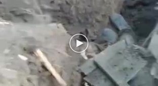 A selection of videos of damaged Russian equipment in Ukraine. Issue 39
