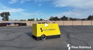 In the US, they invented a robot that fixes the road
