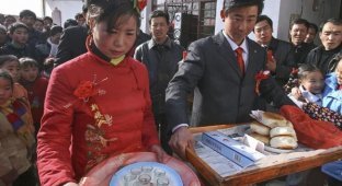 Хочешь замуж? Копай! Китайская трогательная традиция (6 фото)