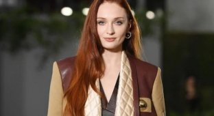 Sophie Turner is ready for the role of Lara Croft (3 photo)