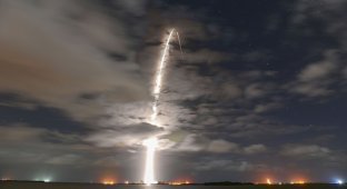 SpaceX запустила еще 60 интернет-спутников Starlink, это 100-й запуск ракеты Falcon 9 (2 фото + 1 видео)