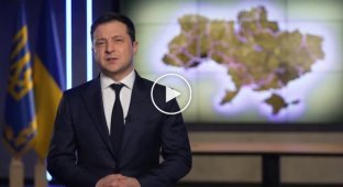 Полное видео выступления президента Украины Владимира Зеленского на фоне признания Россией ДЛНР