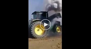 Разнос двигателя на тракторе