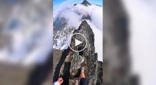 Extreme walk in the mountains