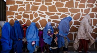 Здоровье женщин в Афганистане (13 фото)