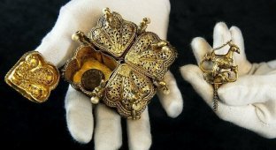 Бесценные артефакты на чердаке: британская пара нашла сокровища Индии 1799 года (13 фото)