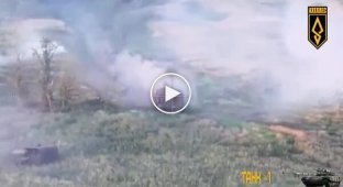 Дрони полку Ахіллес знищили танк та БМП окупантів на Харківщині