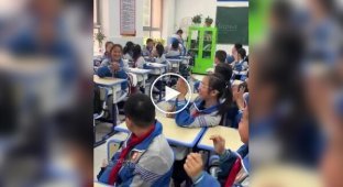 Хороший способ сблизить стеснительного ученика с остальным классом