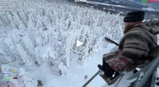 A Norwegian blogger with an axe jumped face-first into the snow from a height of 20 meters