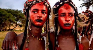 African tribe where a man must go through hell before marriage (5 photos)