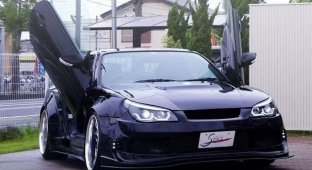Модифицированный Nissan Silvia со светотехникой от BMW выглядит лучше, чем можно представить (9 фото)
