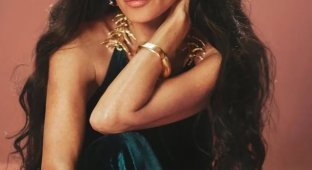 People named 62-year-old Demi Moore the most beautiful woman of 2025. (3 photos + video)