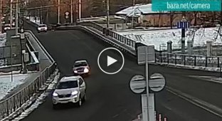 A very reckless attempt to cross the road