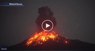 Фотограф снял редчайшее явление вулканическую молнию