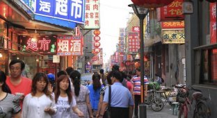 В Китае зафиксировали неожиданный демографический кризис (3 фото)