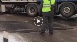 Как выглядит сварка железнодорожных путей