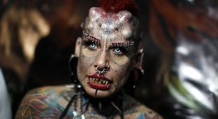 В Каракасе показали самые крутые татуировки в мире (6 фото)