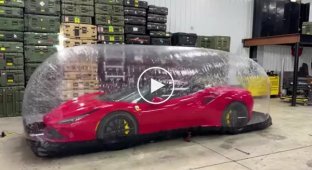Ferrari in danger: testing the strength of an inflatable garage