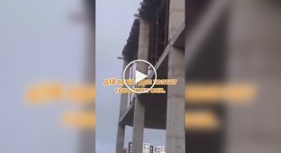 Так швидко збудували і знесли або чому не можна красти арматуру