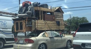 Delivery is not needed: drivers who can transport anything in their cars (17 photos)
