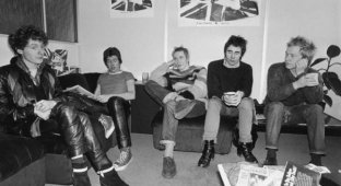 Малькольм Макларен: жизнь экс-менеджера Sex Pistols в фотографиях (30 фото)