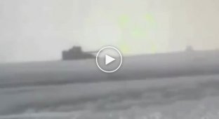 Бійці з ПТРК знищують російський танк Т-72 на Курщині