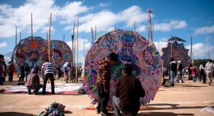Гватемала: фестиваль воздушных змеев (9 фото)