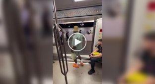 Спартанский удар в метро