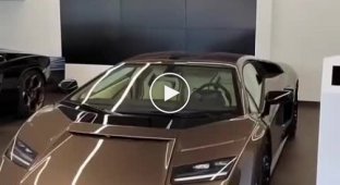 Оновлення легенди: Lamborghini випустили нову модель Countach