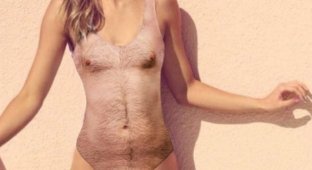 Новый модный хит: купальники с принтом мужской груди (4 фото)