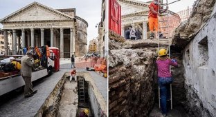 Уличный провал в Риме открыл древнюю брусчатку (5 фото)