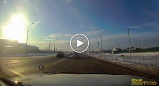 У Южно-Сахалінську водій позашляховика збив людину, уникаючи зіткнення з іншим авто