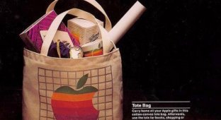 In the 80s, Apple released its own merch (5 photos)