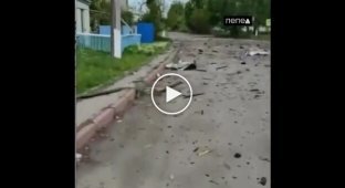 Две ракеты прилетели в райотдел полиции в поселке Глушково на Курщине