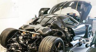 Разбитый перед передачей клиенту гиперкар Koenigsegg Agera RS Gryphon заменят на новый (2 фото)