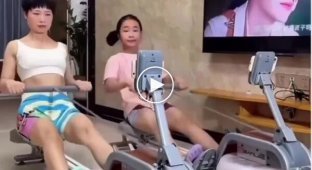 The Chinese created an unusual exercise machine that allows you to train and wash clothes at the same time