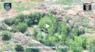 Морские пехотинцы уничтожили артиллерию врага и атаковали российских пехотинцев