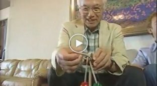 Японский дедушка 10 лет не мог разгадать головоломку решил что его жизни может не хватить, обратился на телевидение