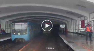 Киевский метрополитен. С Лесной до Академгородка за 25 секунд