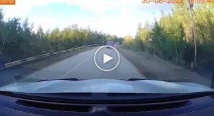 Водитель из Якутии не растерялся и уберег свой автомобиль от неуправляемого автокрана