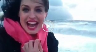 A selfie lover was washed away by a wave during a storm in Sochi