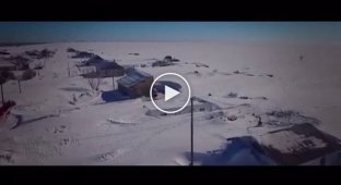 Село в восточном Казахстане засыпало снегом