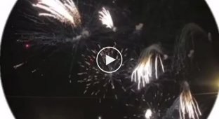 Салют полетів у глядачів під час фестивалю