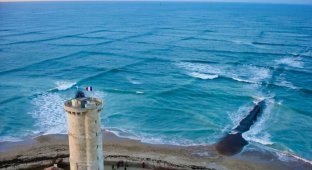 Уникальное явление природы "Перекрестное море" (2 фото)